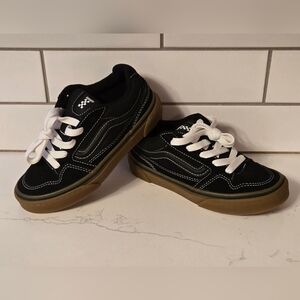 Vans Caldrone Skateboarding Shoes Sneakers Kids Size 2Y Black Gum Bottom